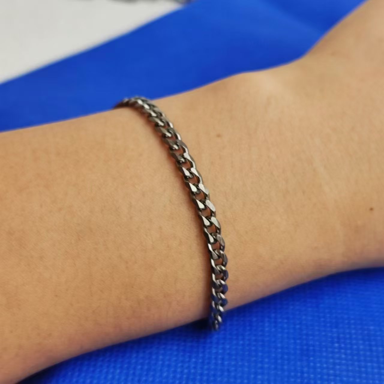 Pulsera de cadena de titanio I - Ceramic Link Bracelet reseña y precio