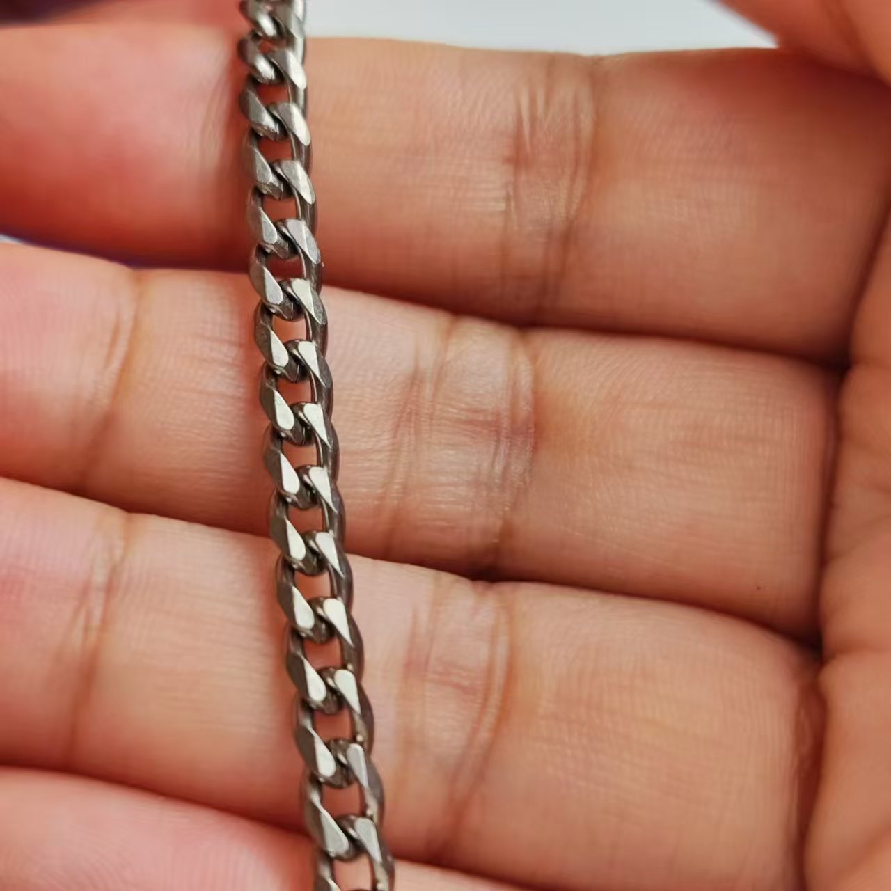 Pulsera de cadena de titanio I - Ceramic Link Bracelet reseña y precio